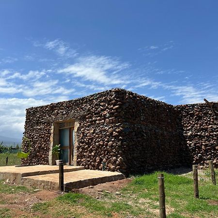 Amboseli Glass House Oloitokitok Eksteriør bilde