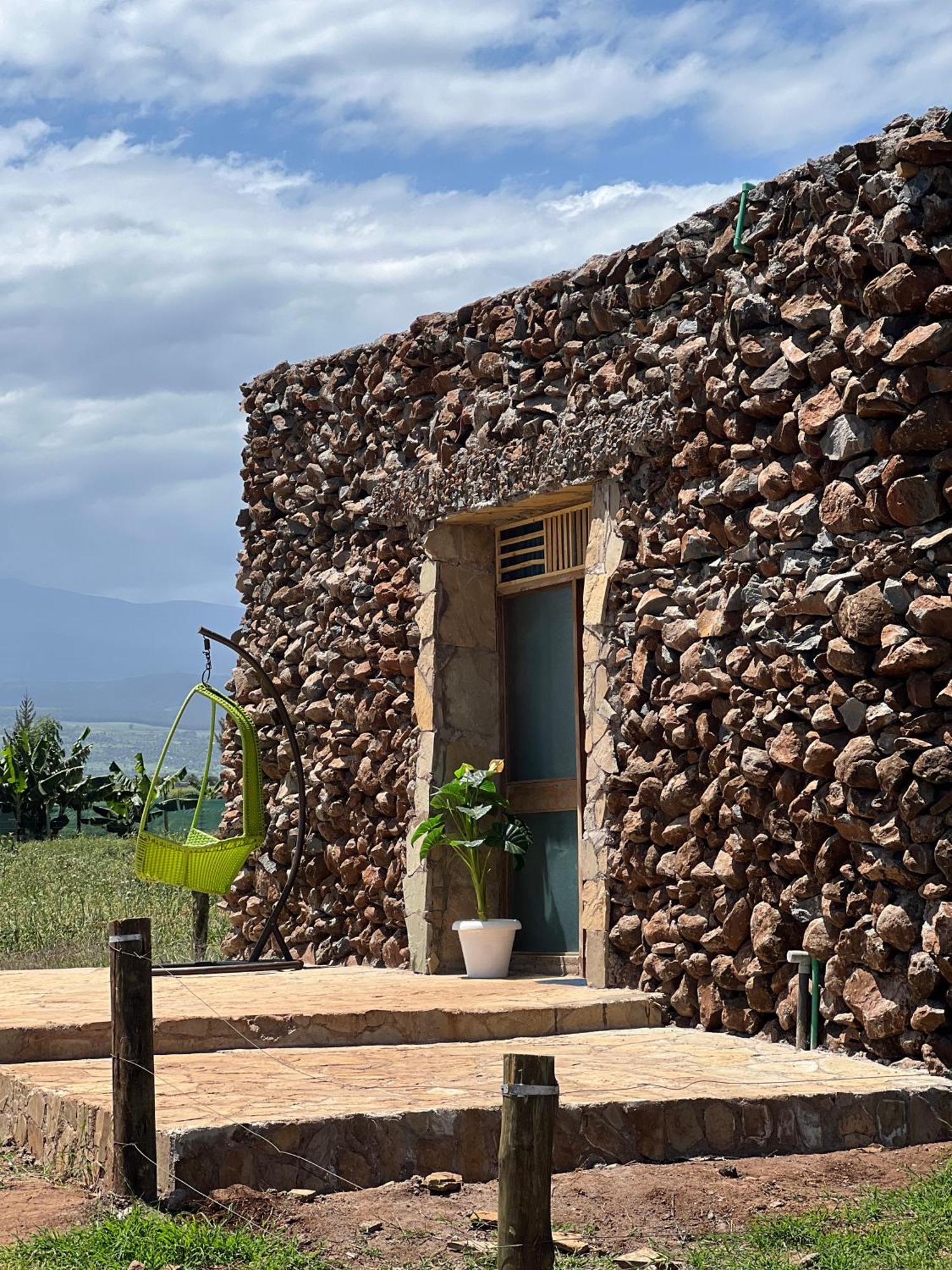 Amboseli Glass House Oloitokitok Eksteriør bilde