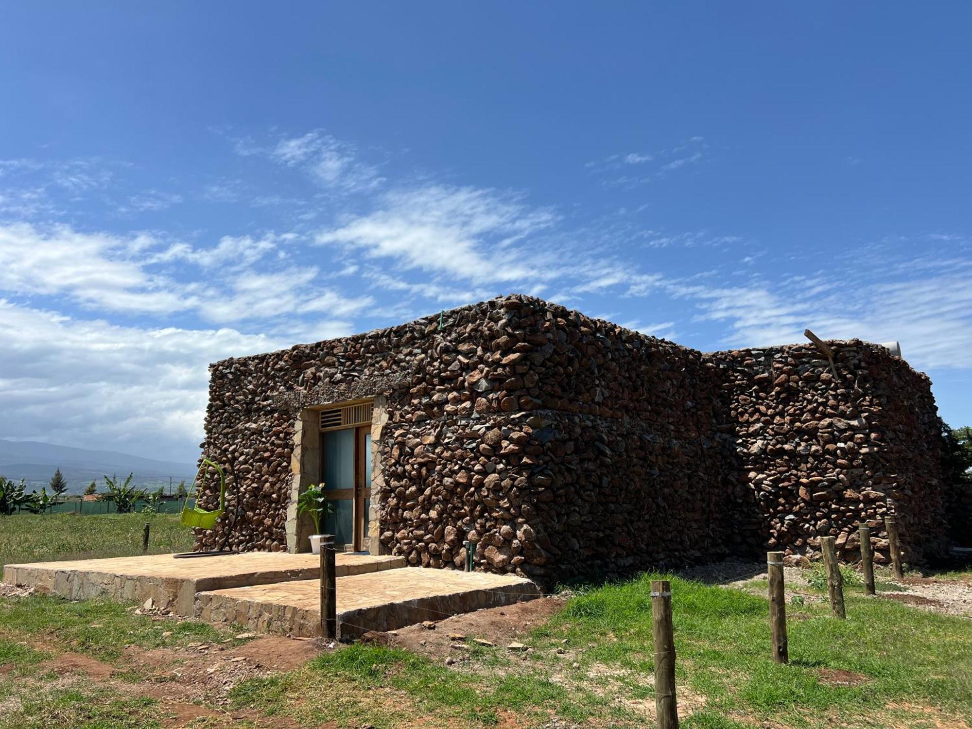 Amboseli Glass House Oloitokitok Eksteriør bilde