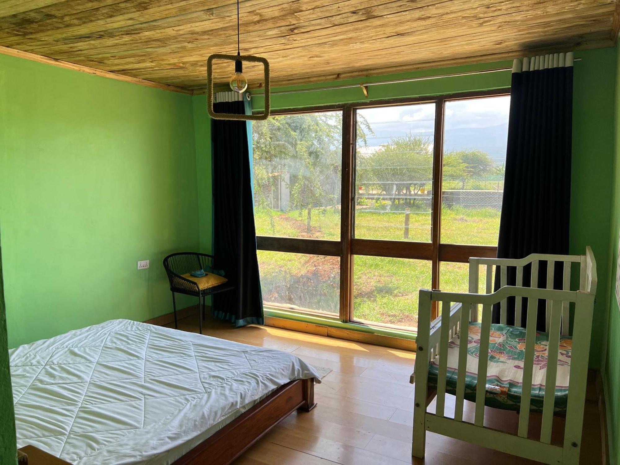Amboseli Glass House Oloitokitok Eksteriør bilde