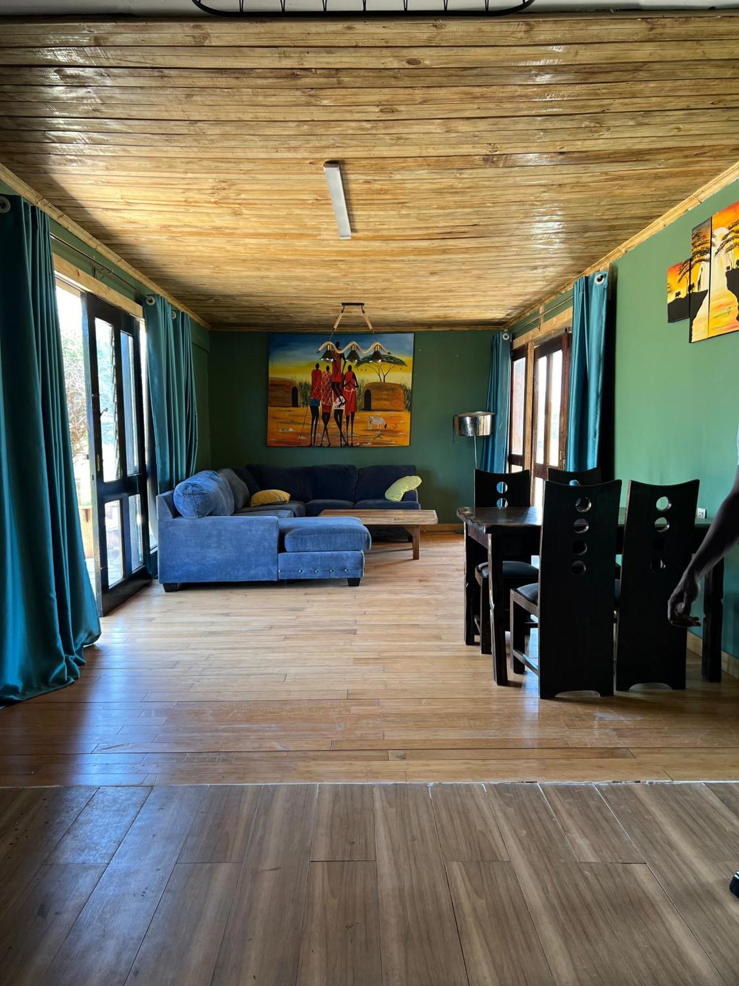 Amboseli Glass House Oloitokitok Eksteriør bilde