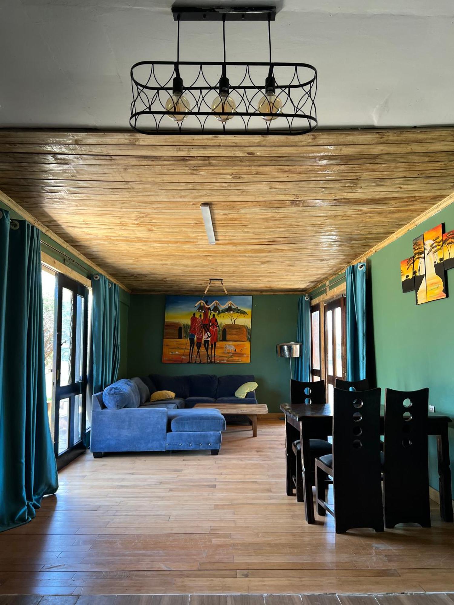 Amboseli Glass House Oloitokitok Eksteriør bilde